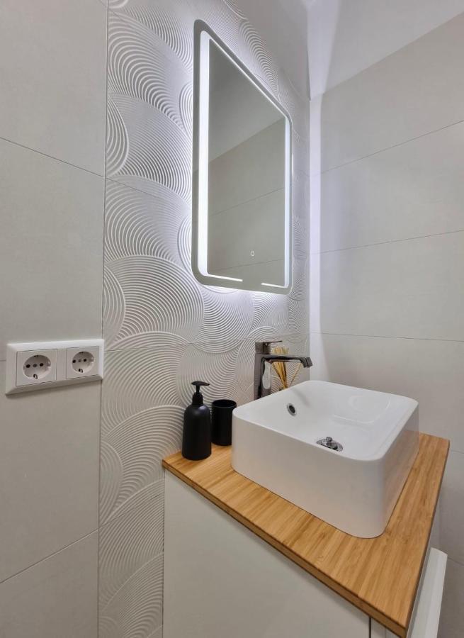 Bamo Studio - City Living Downtown Klagenfurt am Woerthersee Exterior photo